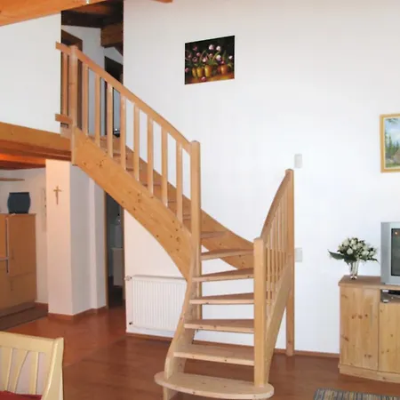 Holiday home Ferienhof Kronner 210w Zachenberg